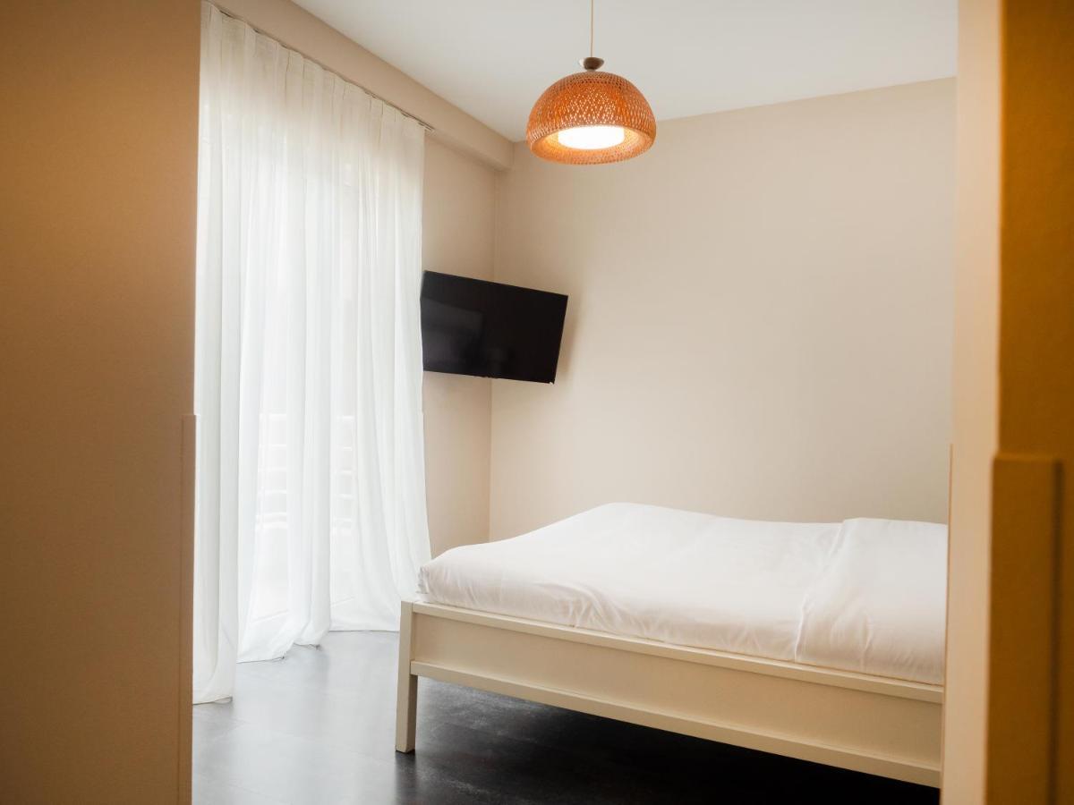 Lake Drive Rooms&Apartments Tirana Kültér fotó