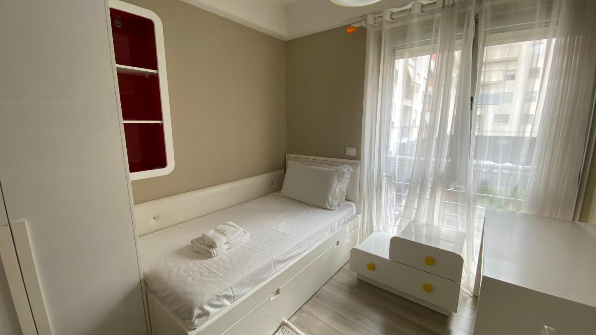 Lake Drive Rooms&Apartments Tirana Kültér fotó