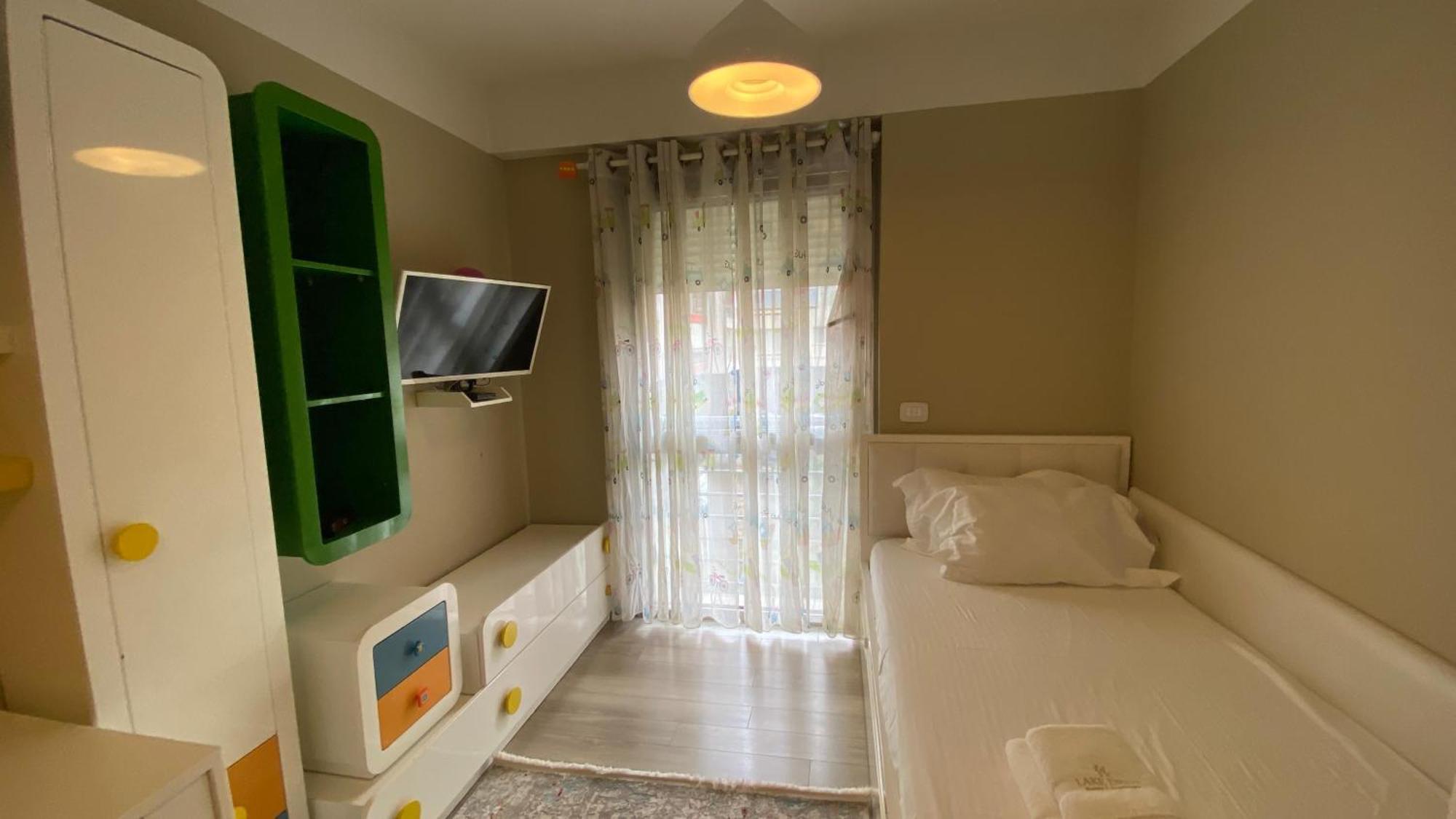 Lake Drive Rooms&Apartments Tirana Kültér fotó